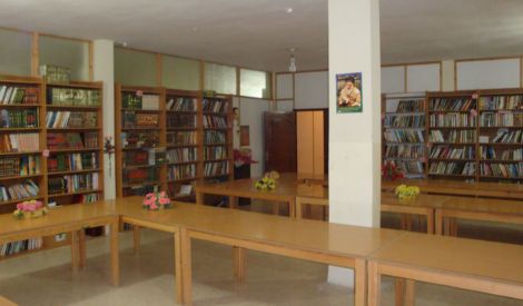 مكتبة مركز الإمام الخميني قدس سره الثقافي.. شعاع على أفق المعرفة