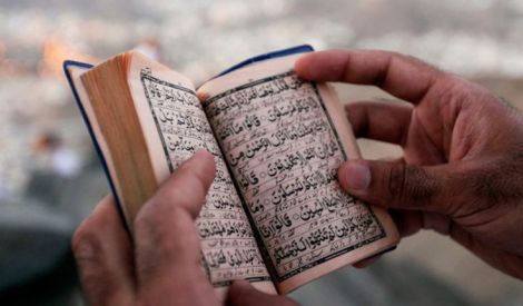 آداب ومستحبات‏: من يرتِّل القرآن ترتيلا؟