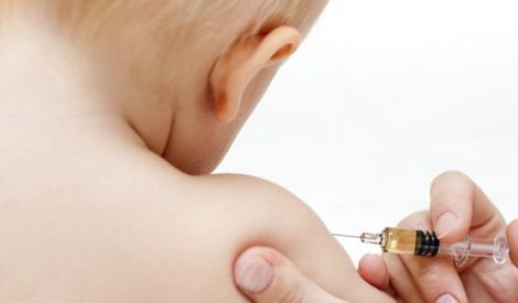 
الصحة والحياة: اللقاحات الضرورية للطفل‏