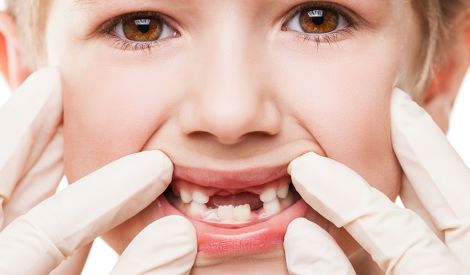 الصحة والحياة: صحة الفم والأسنان

