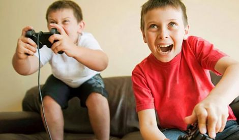 ألعاب الفيديو خطر على قلب الأطفال

